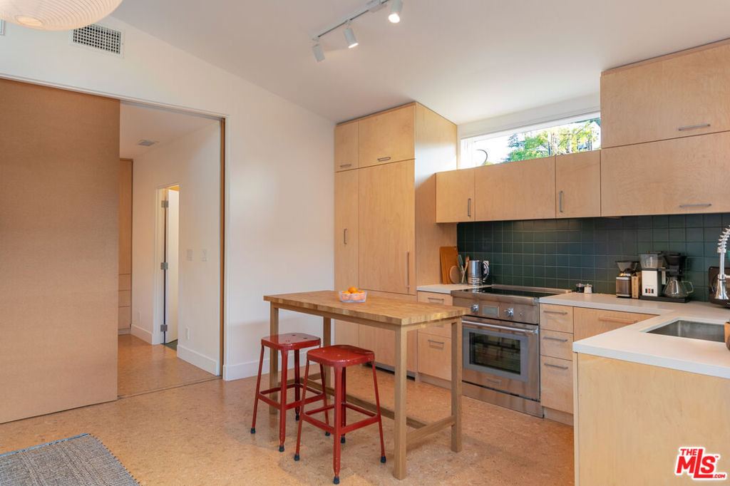 5676 Hub Street - Photo 60