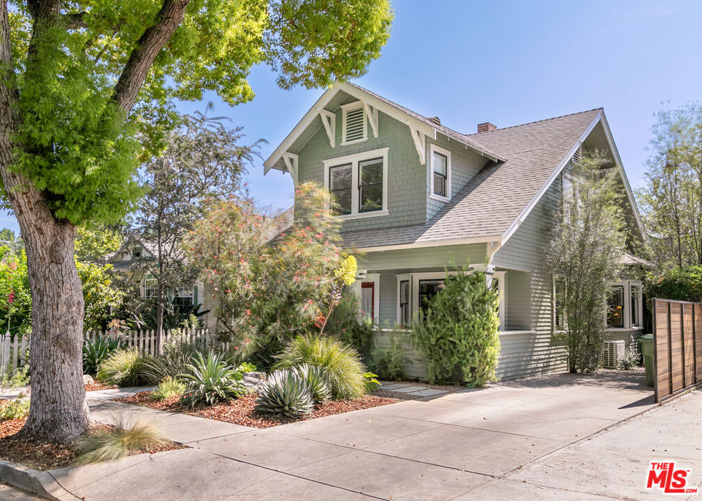 5676 Hub Street - Photo 7