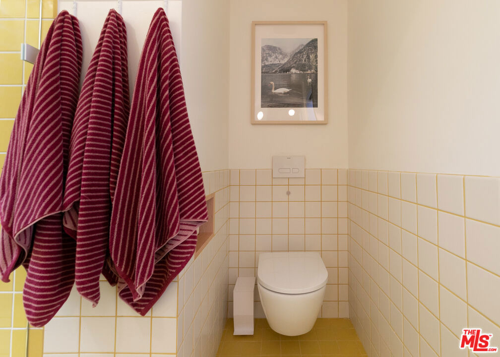 5676 Hub Street - Photo 51