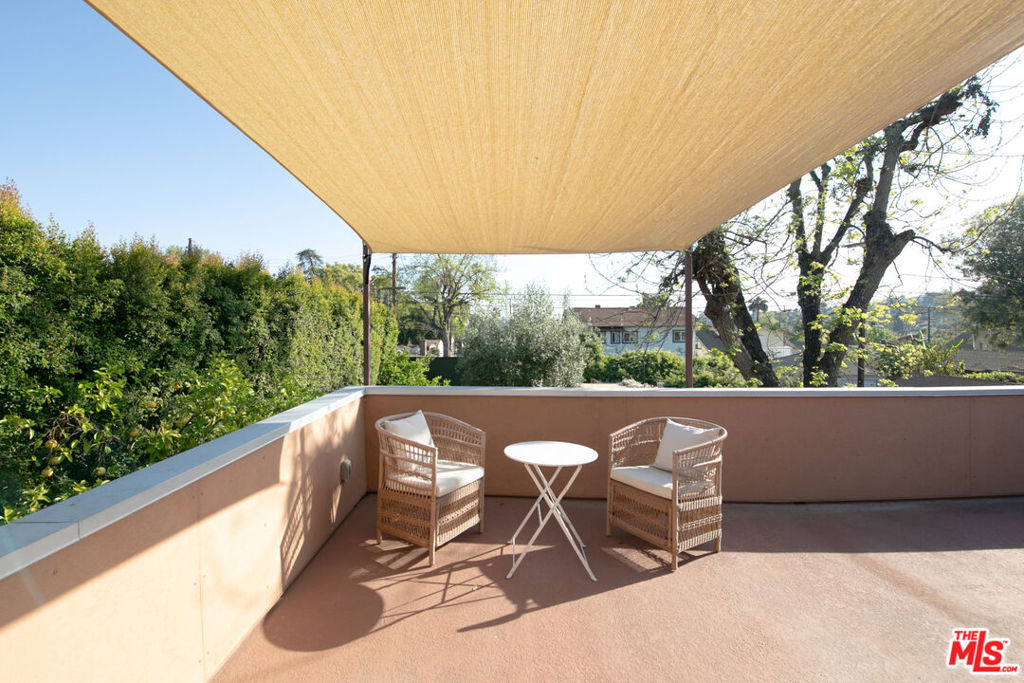 5676 Hub Street - Photo 42