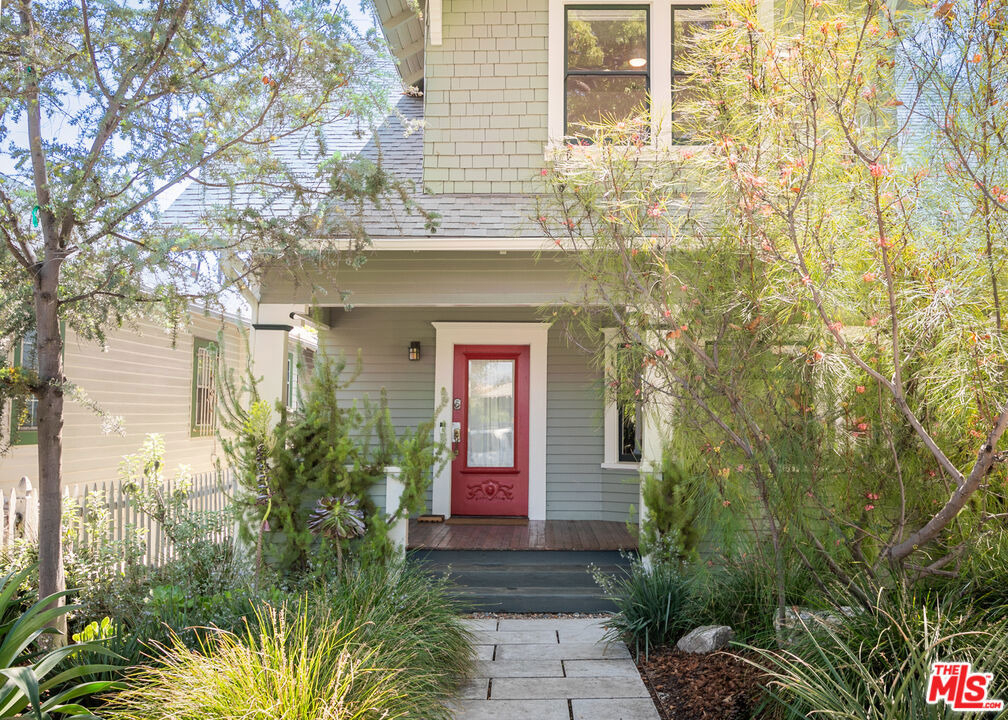 5676 Hub Street - Photo 9