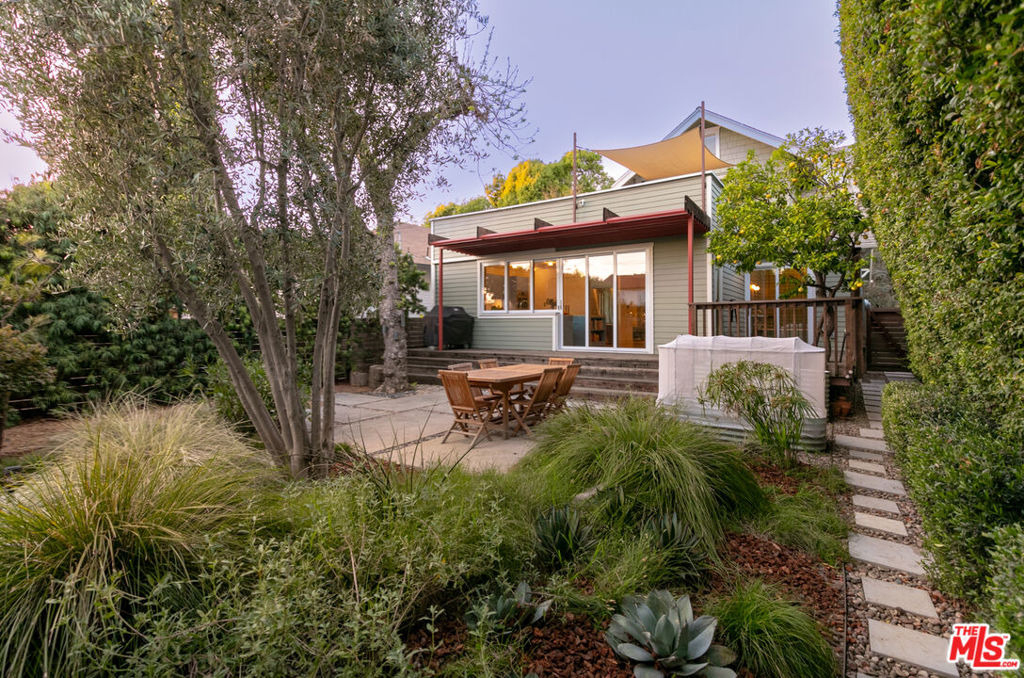 5676 Hub Street - Photo 70