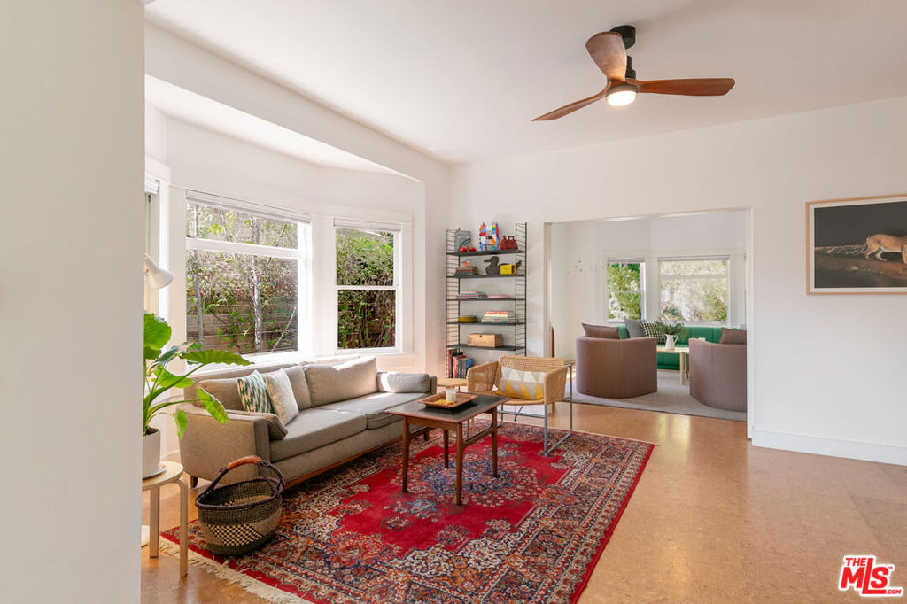 5676 Hub Street - Photo 14