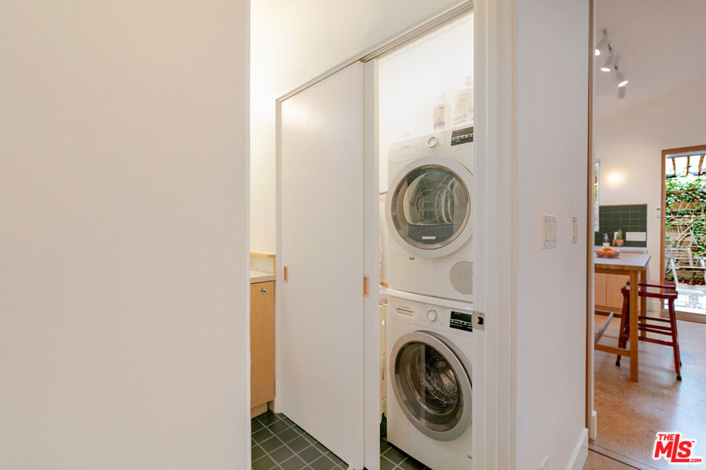 5676 Hub Street - Photo 67