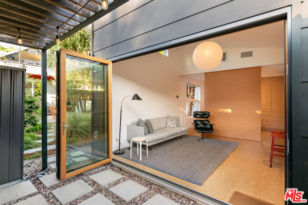 5676 Hub Street - Photo 2