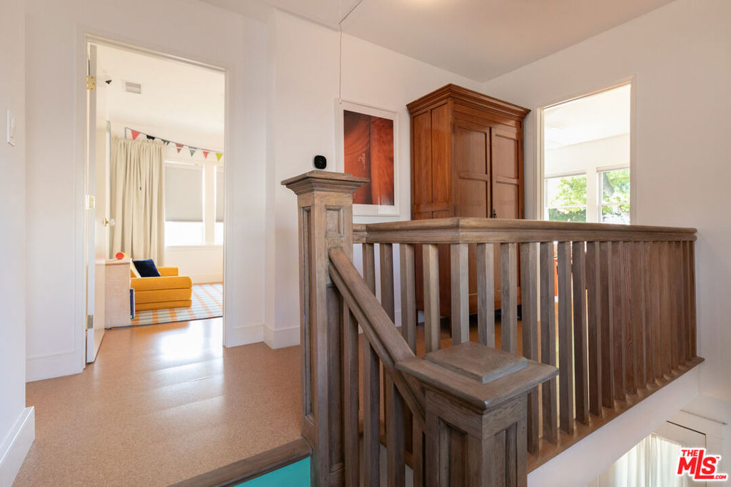5676 Hub Street - Photo 29