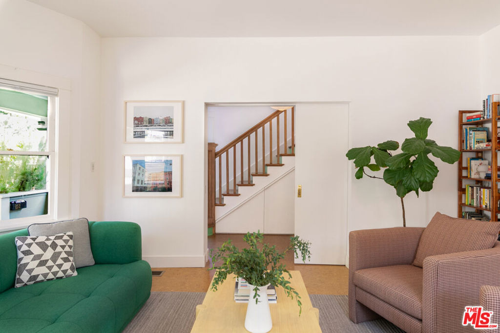 5676 Hub Street - Photo 12