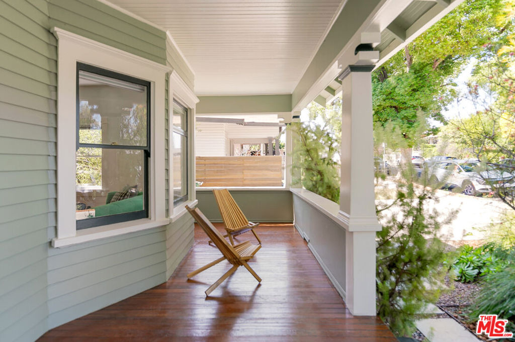 5676 Hub Street - Photo 10