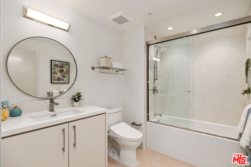 130 S Sepulveda Boulevard - Photo 42