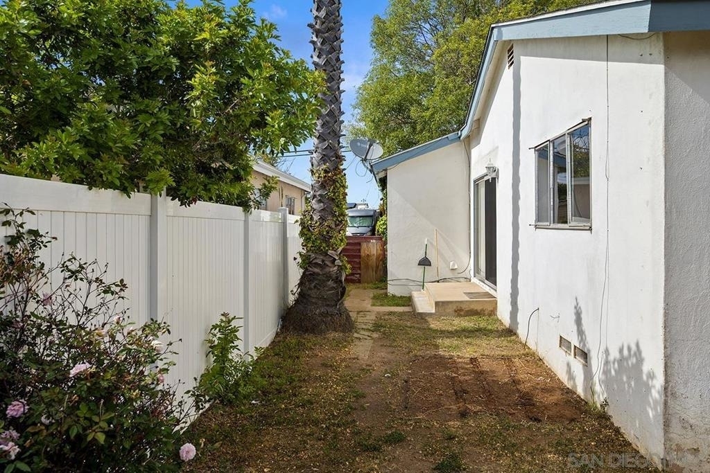 3641 Martha St - Photo 22