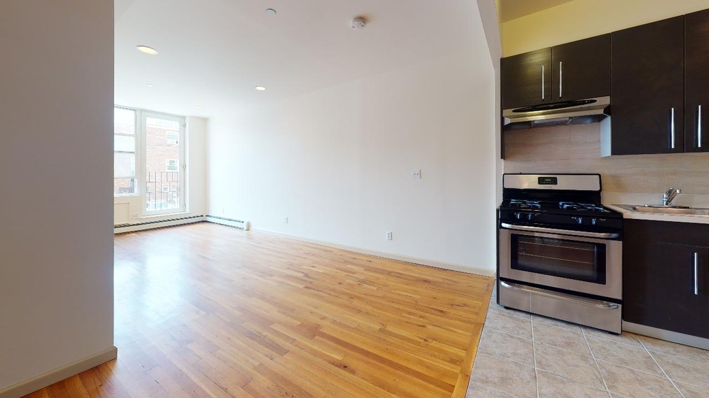 67-13 Austin Street - Photo 2