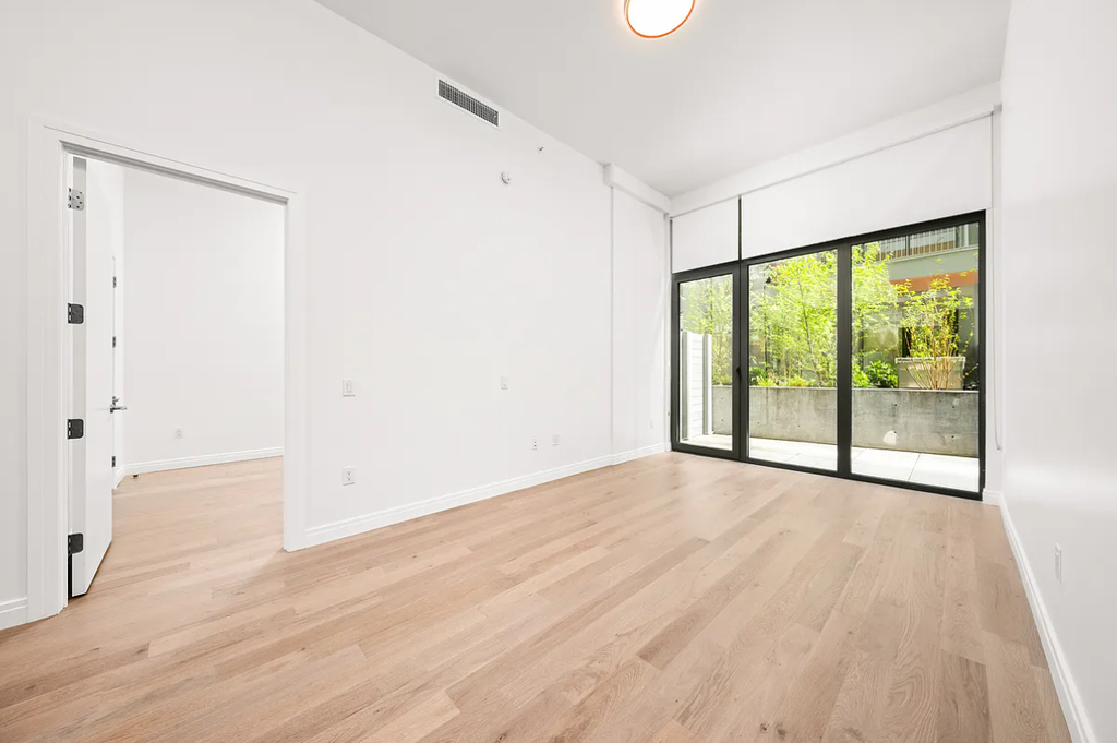 265 Lorimer Street - Photo 3