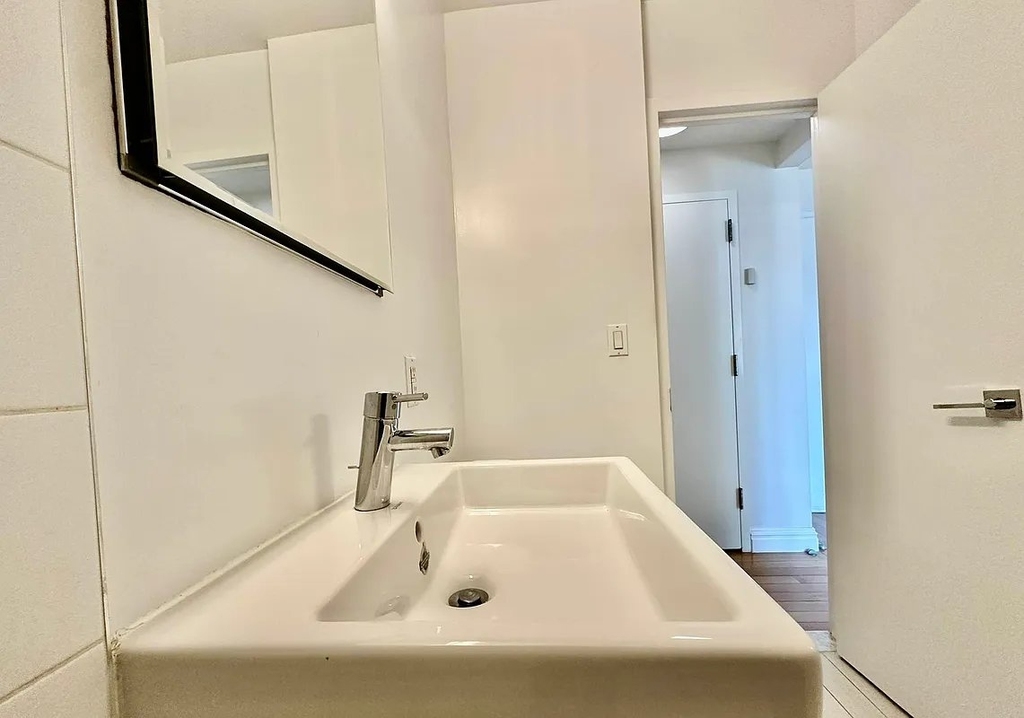 West 96th Street - Photo 8