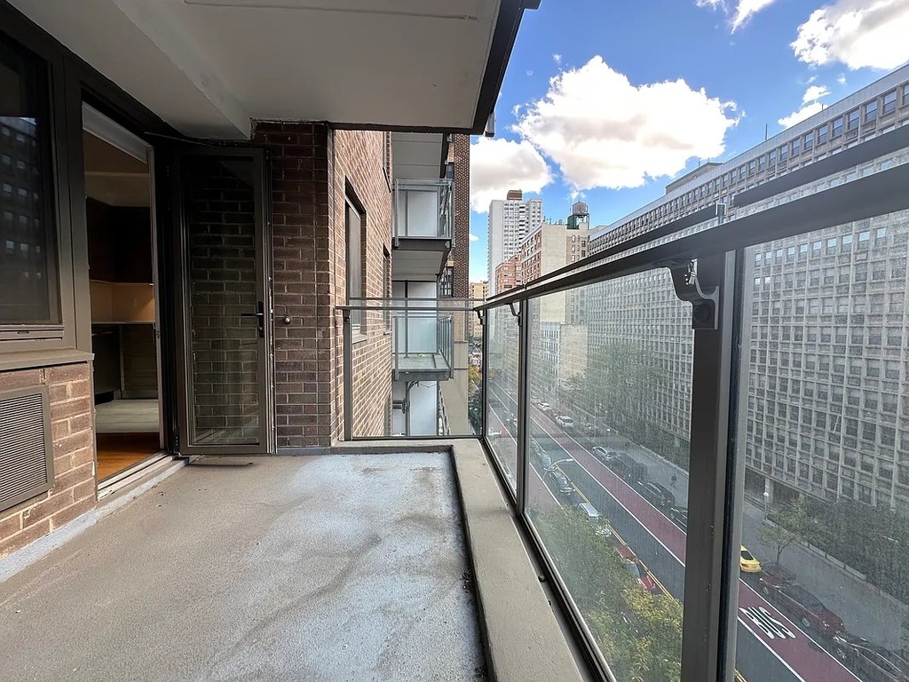 West 96th Street - Photo 10