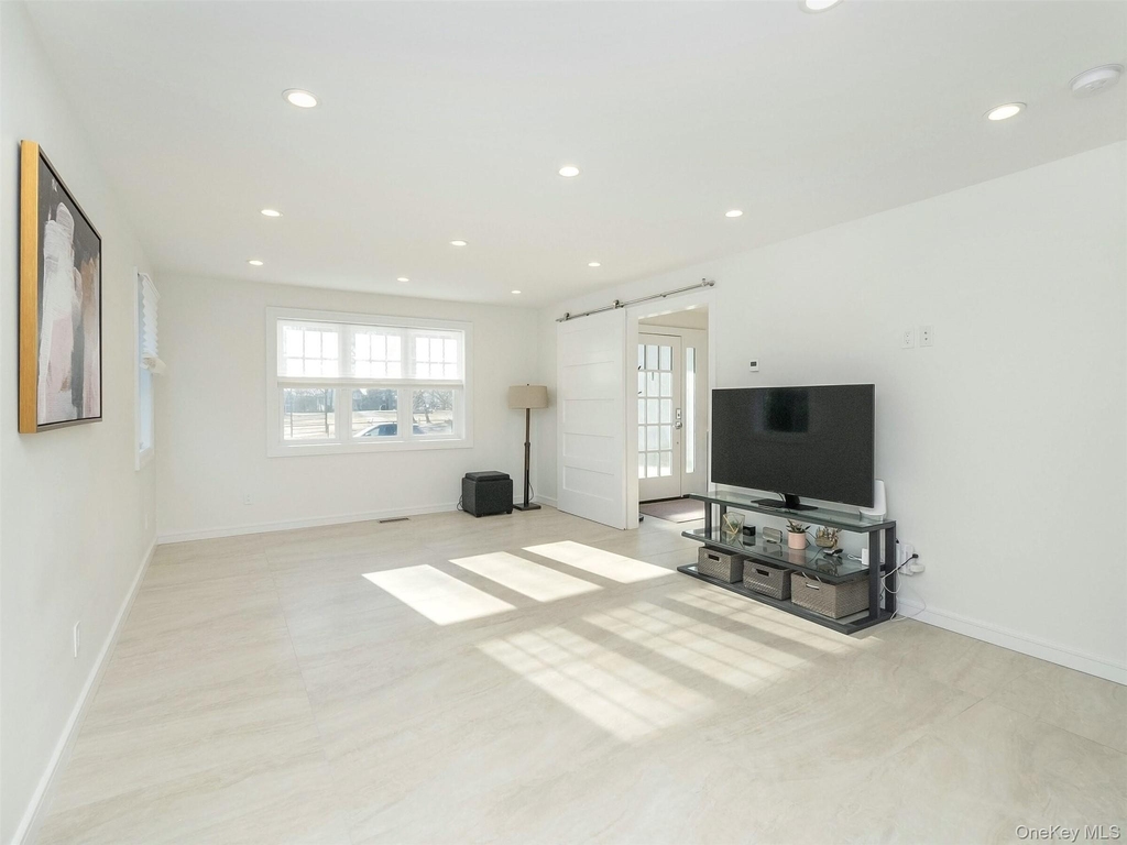 27 Pine Street - Photo 20