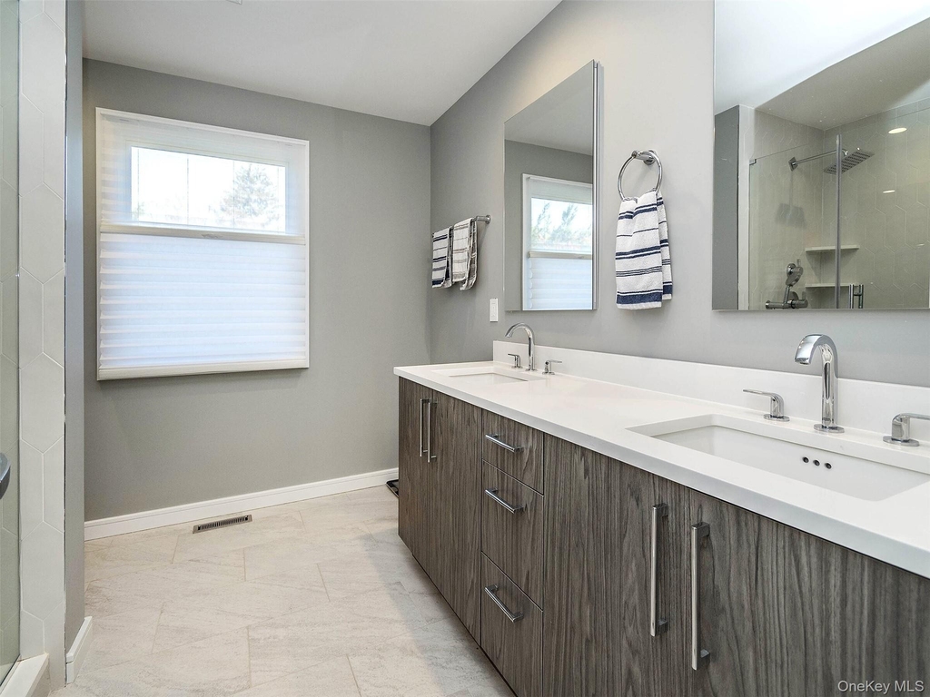 27 Pine Street - Photo 22