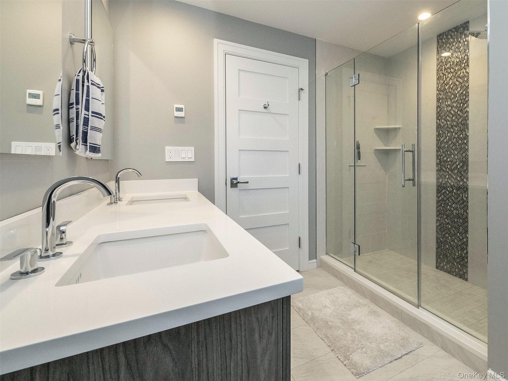 27 Pine Street - Photo 23