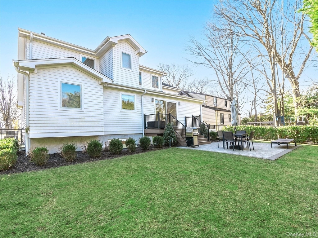 27 Pine Street - Photo 44