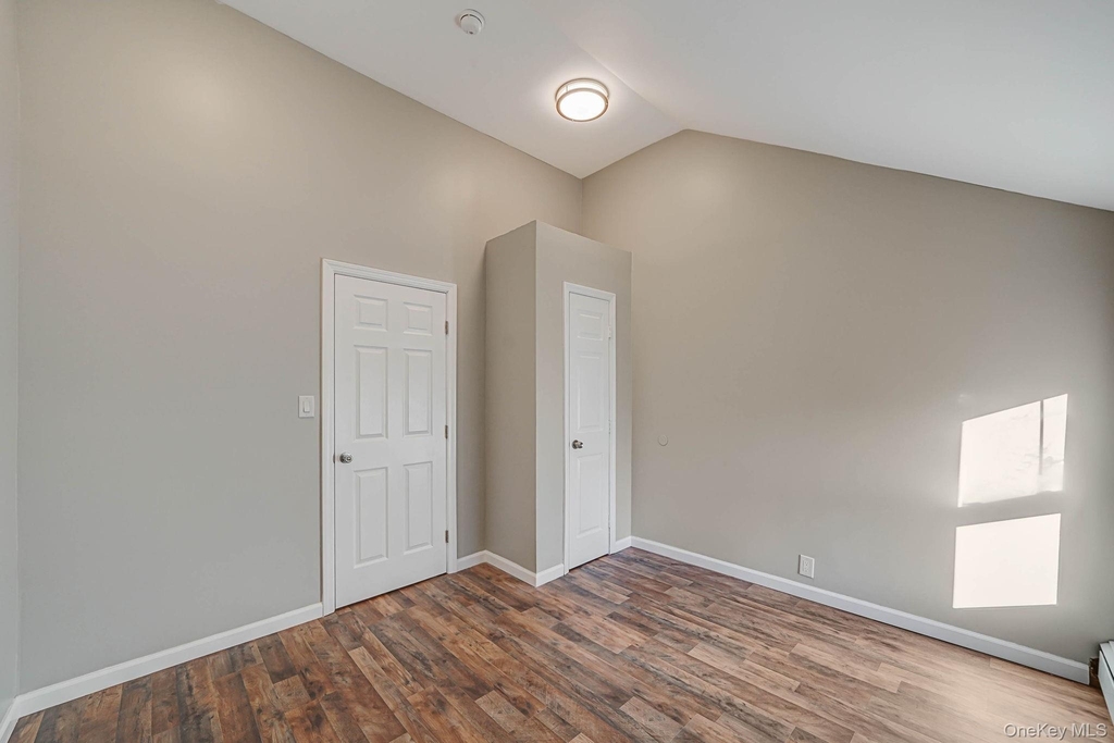 158 Oldfield Avenue - Photo 9
