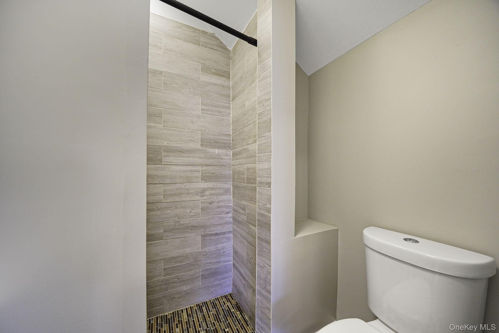 158 Oldfield Avenue - Photo 16
