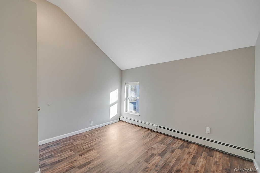 158 Oldfield Avenue - Photo 12
