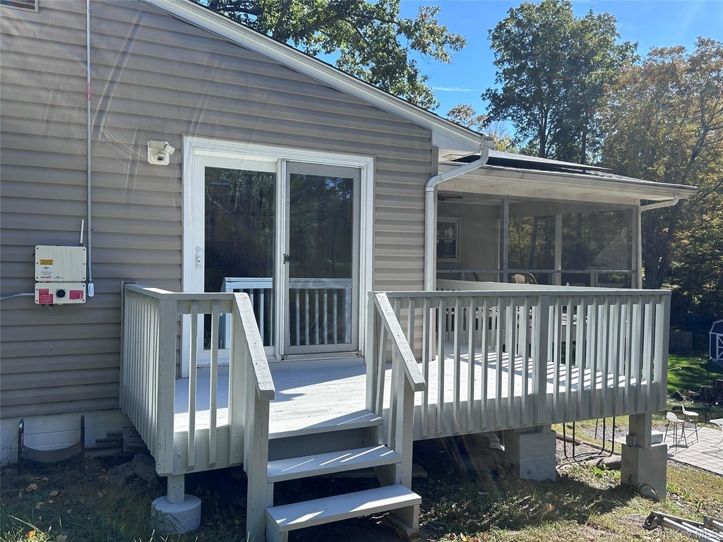 171 Roosevelt Road - Photo 0