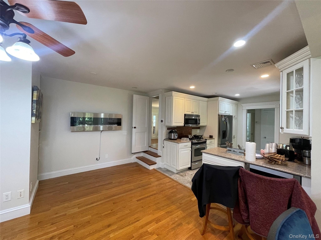 38 Gedney Park Drive - Photo 10