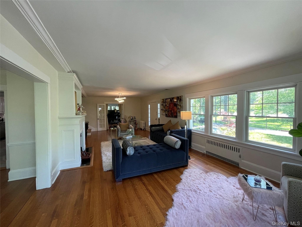 38 Gedney Park Drive - Photo 3