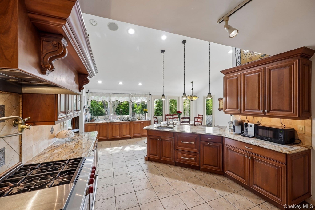 1304 Harbor Road - Photo 17