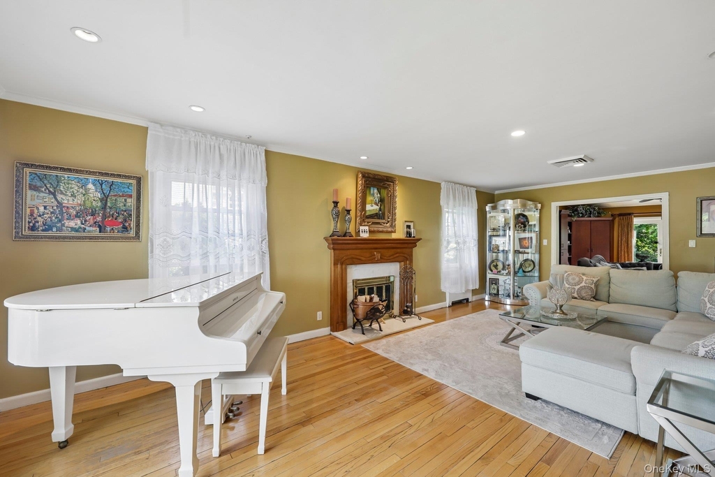 1304 Harbor Road - Photo 4