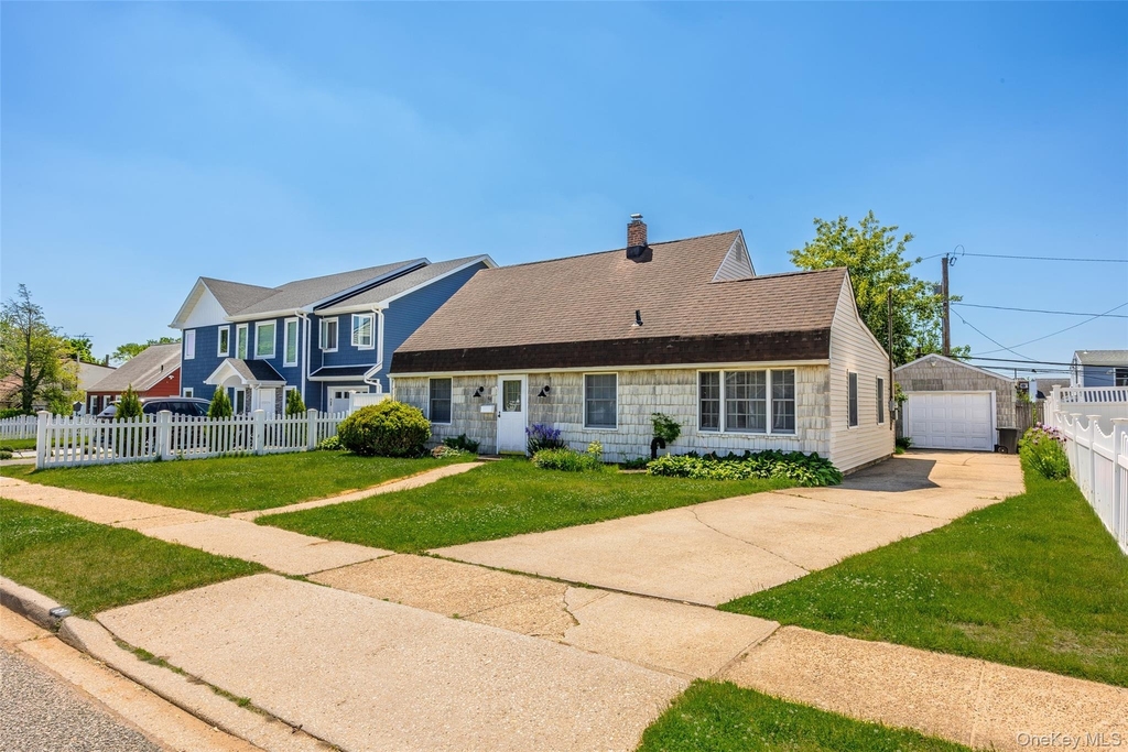 68 Crescent Lane - Photo 1