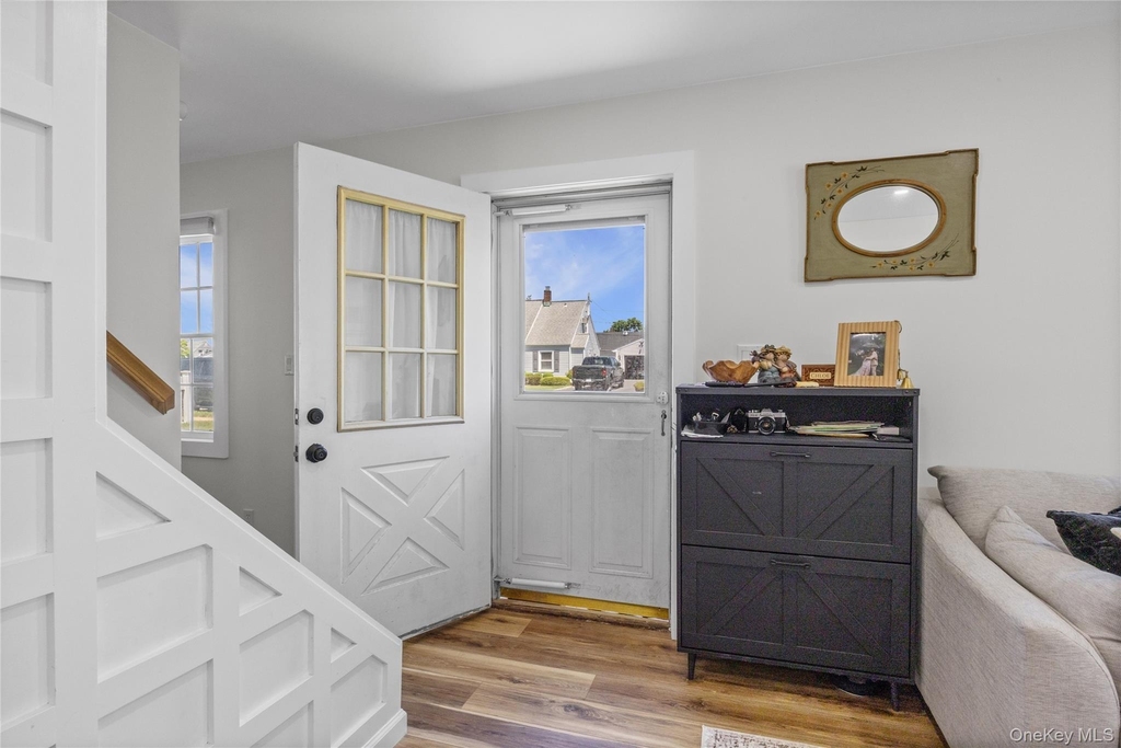68 Crescent Lane - Photo 2