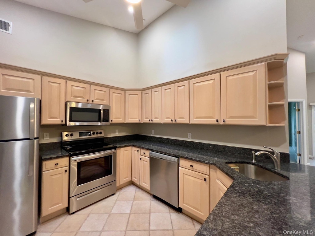 703 Constance Lane - Photo 5
