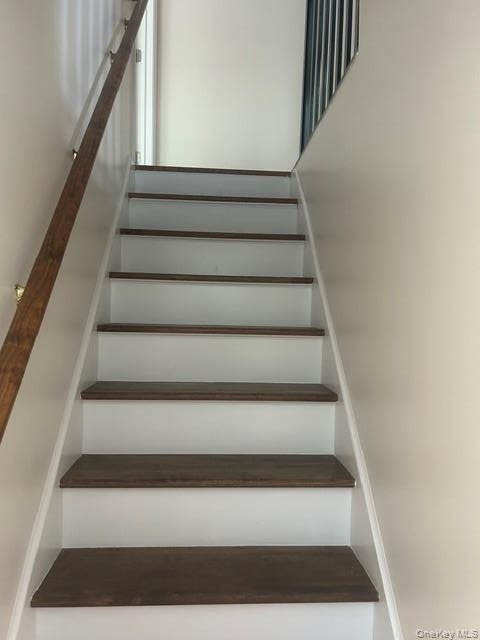 27 Gatto Drive - Photo 9