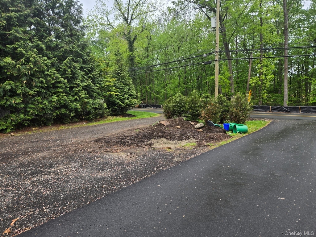 781 Western Highway - Photo 1