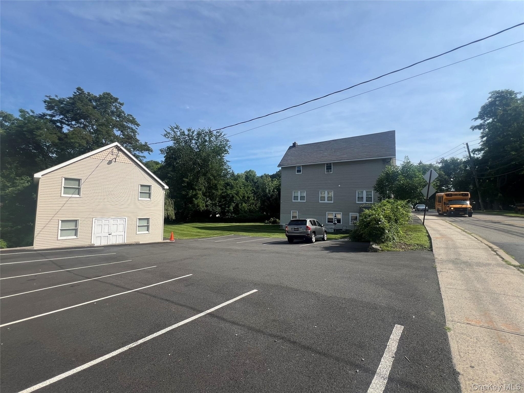 1225 E Main Street - Photo 1