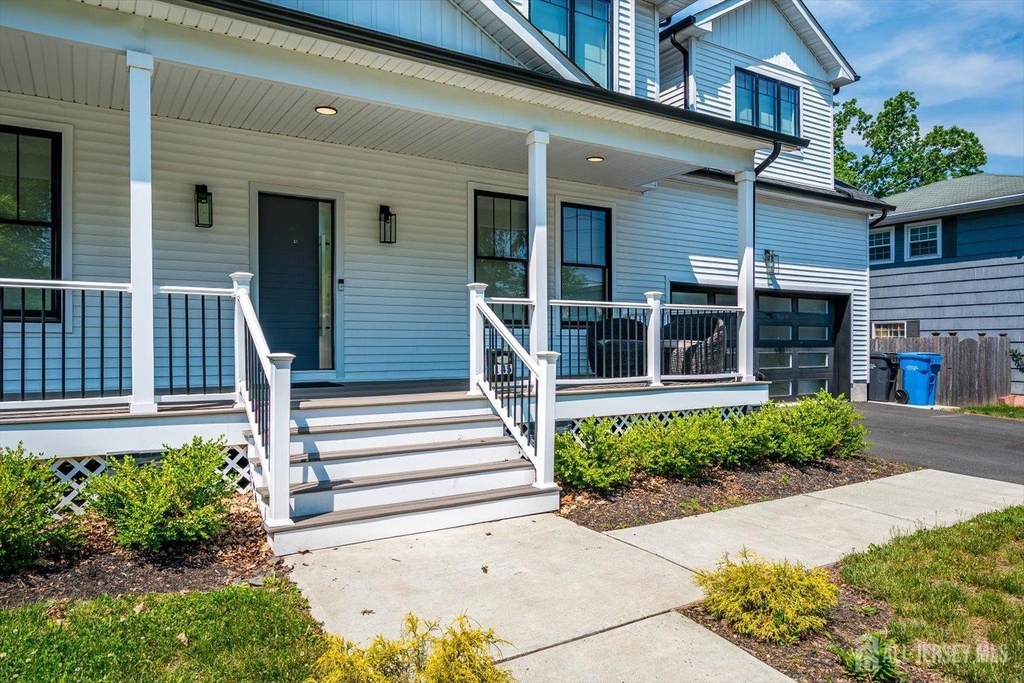 145 Center Street - Photo 3