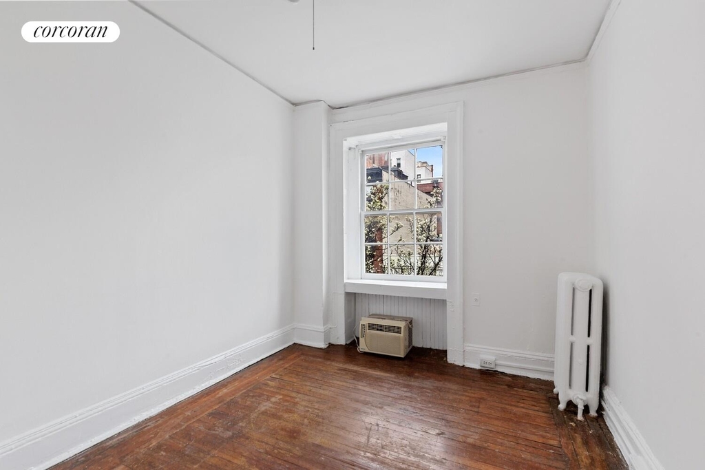 120 Montague Street - Photo 0