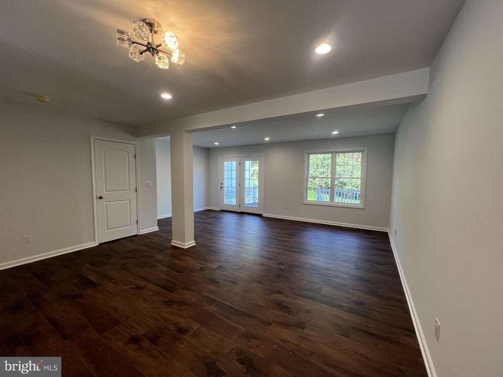 291 Acton - Photo 4