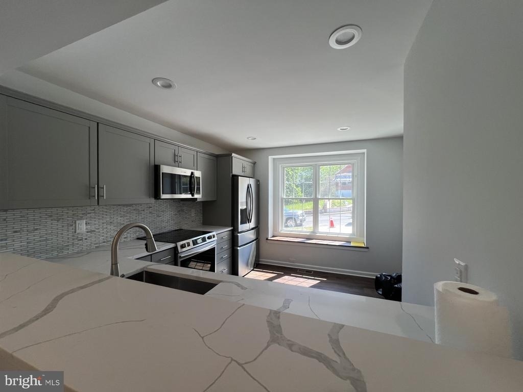 291 Acton - Photo 6
