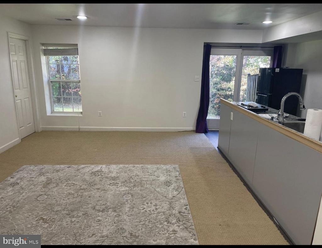 100 Davidson Street - Photo 1