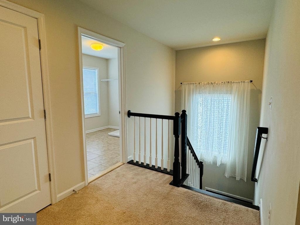 454 Coastal Avenue - Photo 18