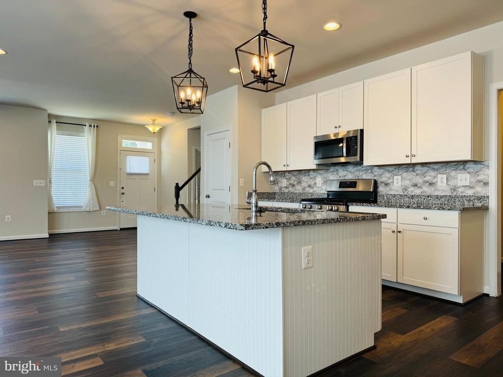 454 Coastal Avenue - Photo 7