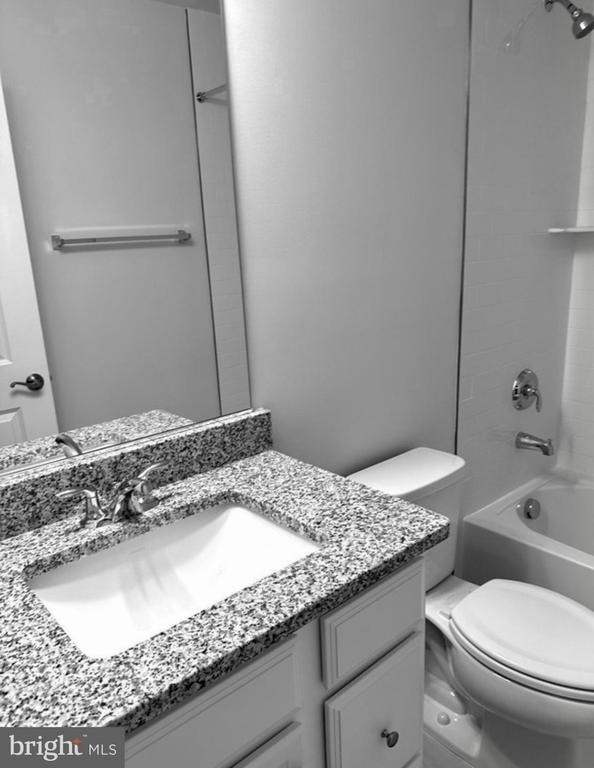17958 Woods Overlook Drive - Photo 3