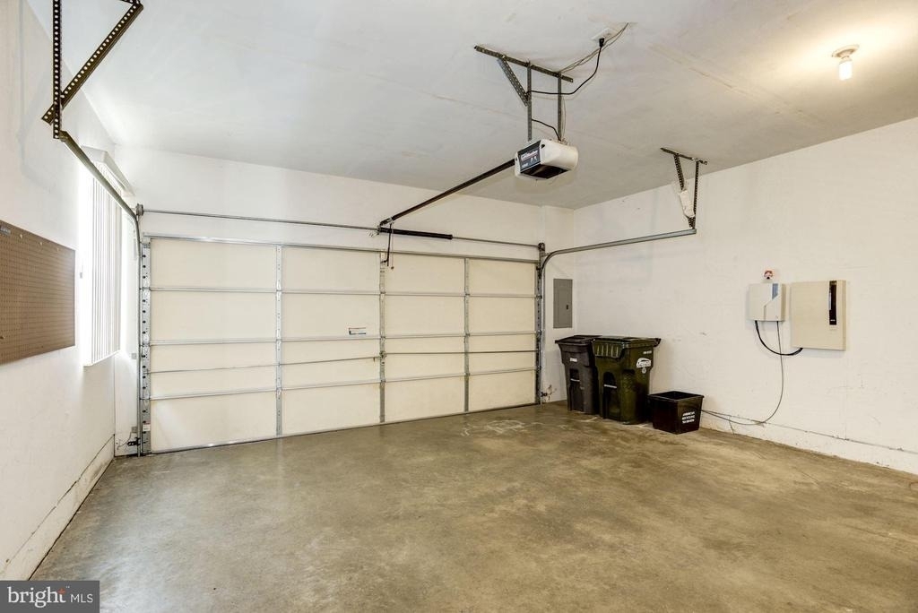 750 Monument Avenue - Photo 9
