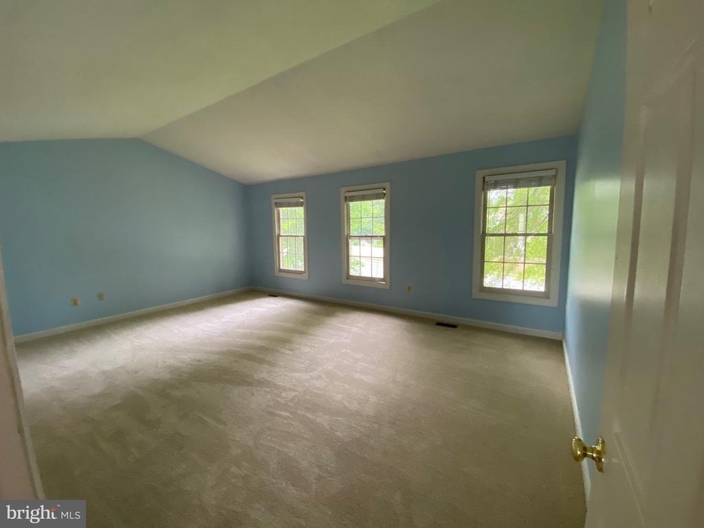 9621 Bainbridge Court - Photo 26