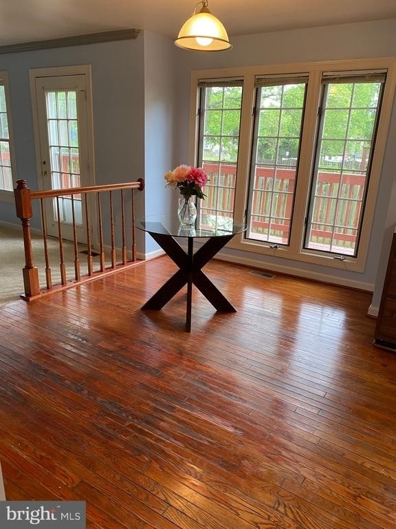 9621 Bainbridge Court - Photo 9