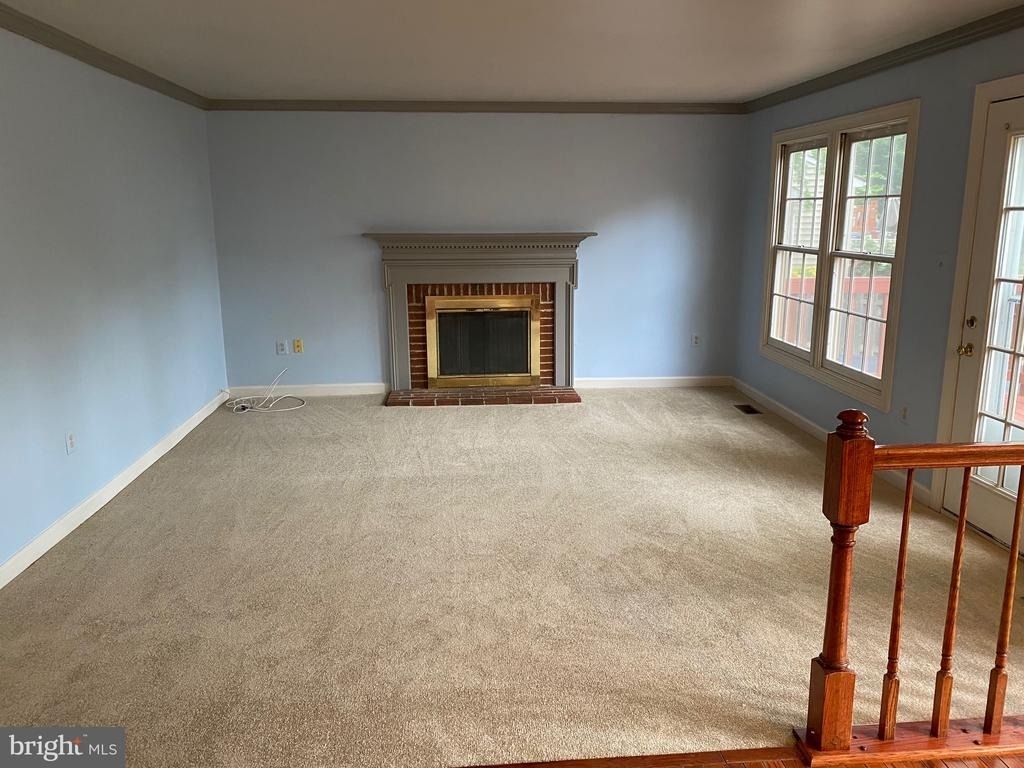 9621 Bainbridge Court - Photo 13