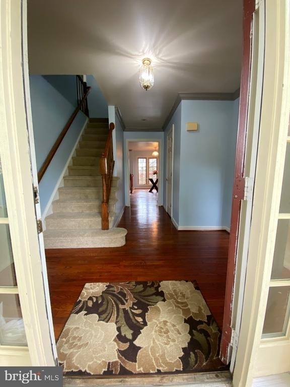 9621 Bainbridge Court - Photo 2