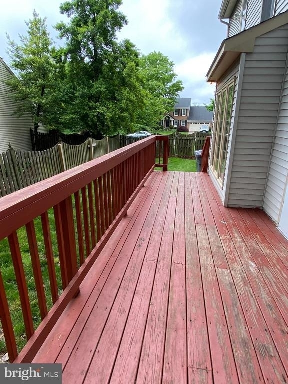 9621 Bainbridge Court - Photo 18